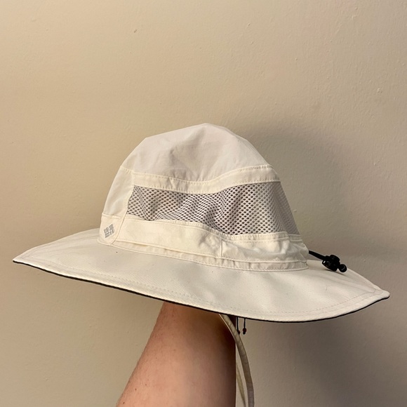 Columbia Sun Hat W/ Cord String - Picture 3 of 6
